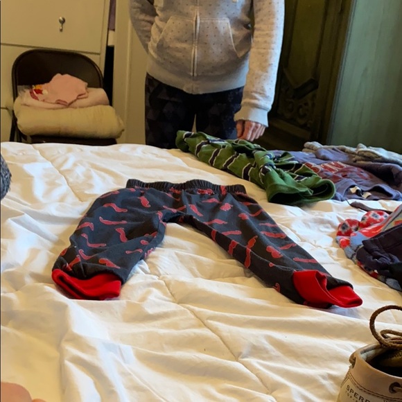 we are selling pyjamas - Picture 2 of 3